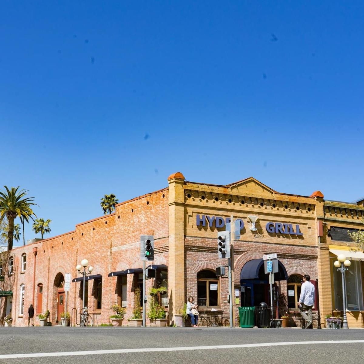 Historic Hydro Bar and Grill building in Calistoga